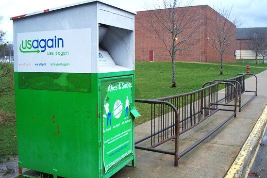 PHOTO BY BILL KNIGHT USAgain has a collection bin on the west side of Peoria Heights Grade School. 